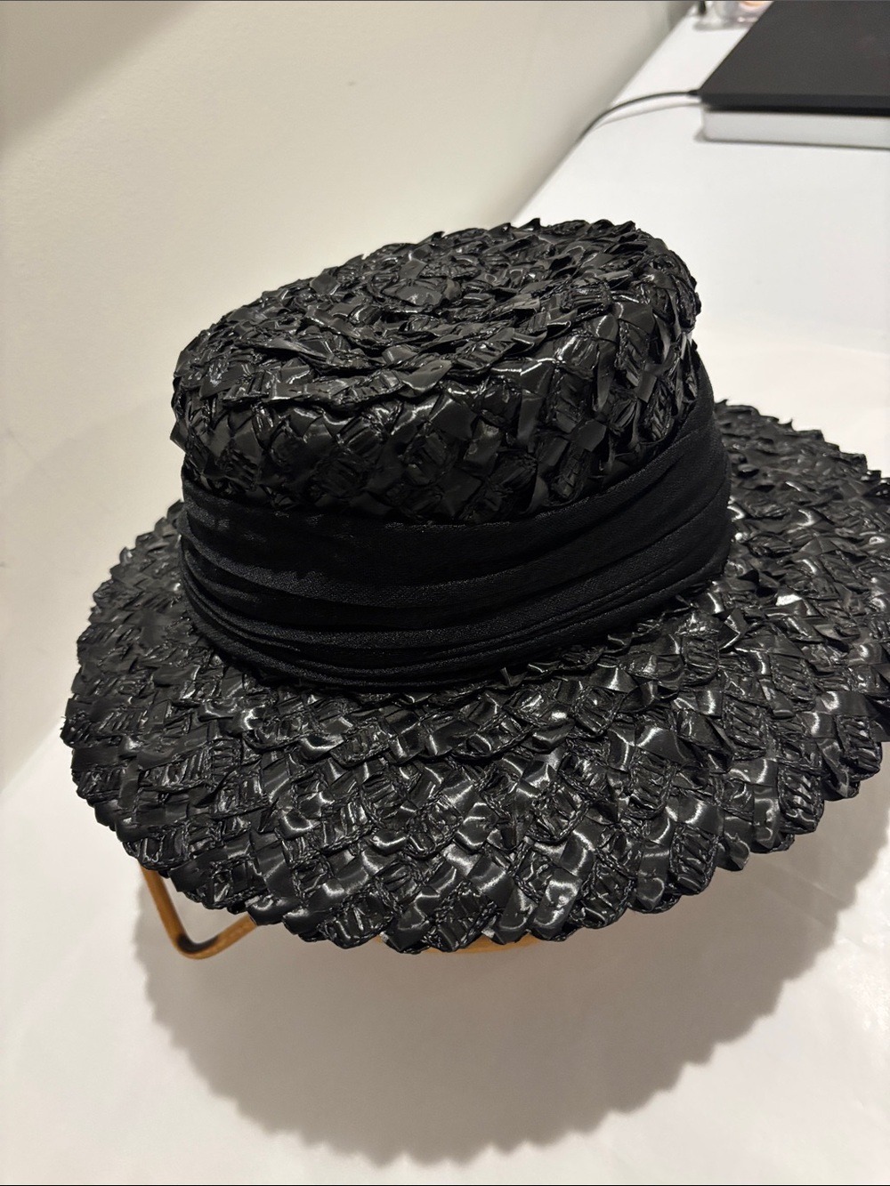 Vintage Charter Hat black woven raffia straw sun hat flat crown medium brim - Picture 15 of 15